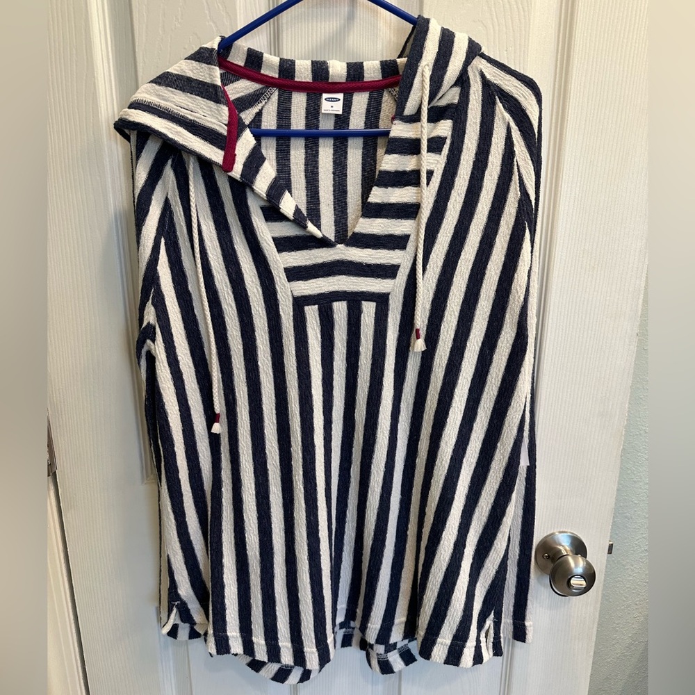 NWT Old Navy Striped Navy and White Terry Hoodie